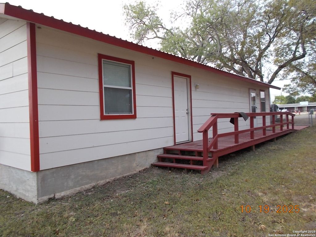 Photo of 12190 EFM 1518 N 3 #3, Cibolo, TX 78108 (MLS # 1922134)