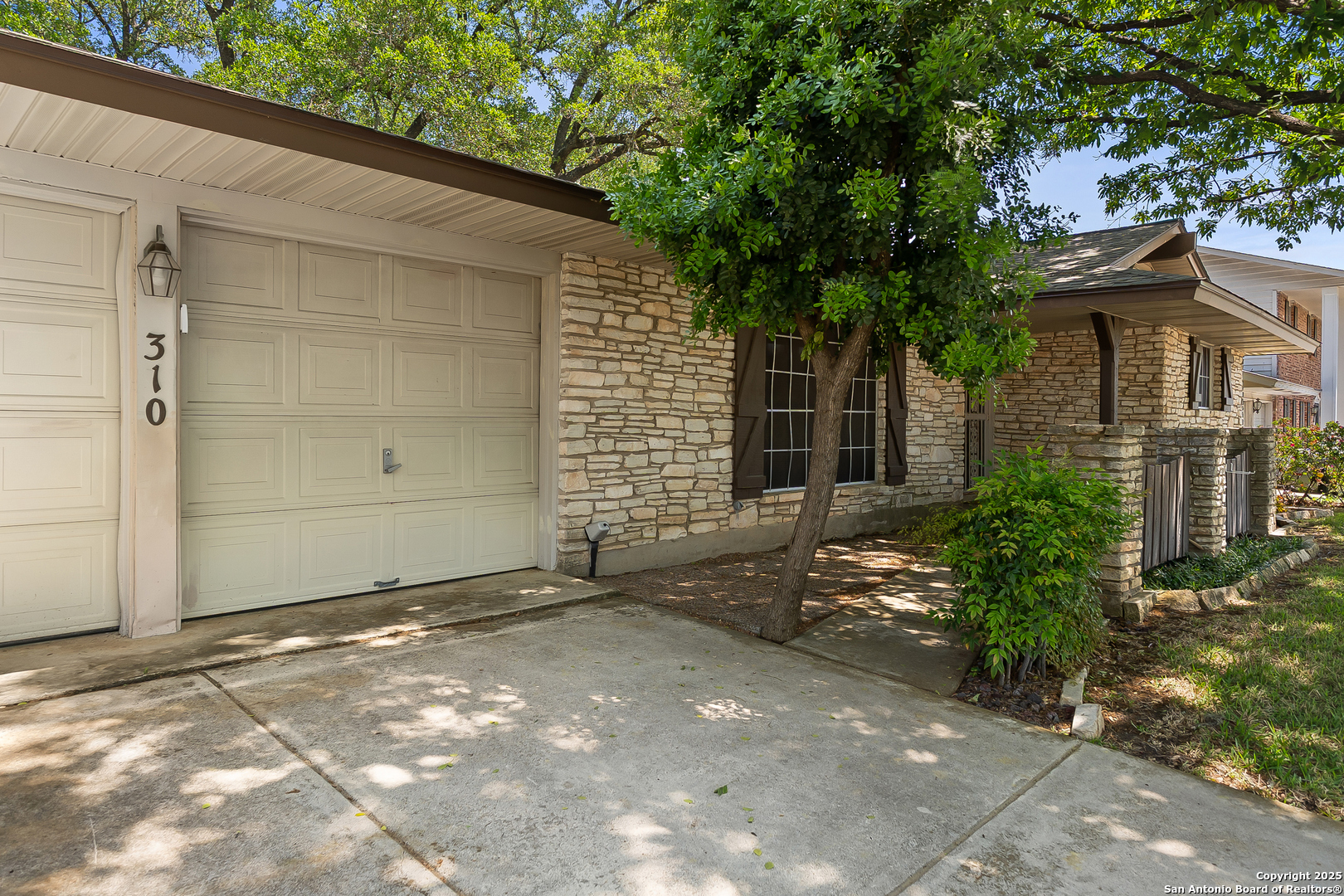 310 Quivira