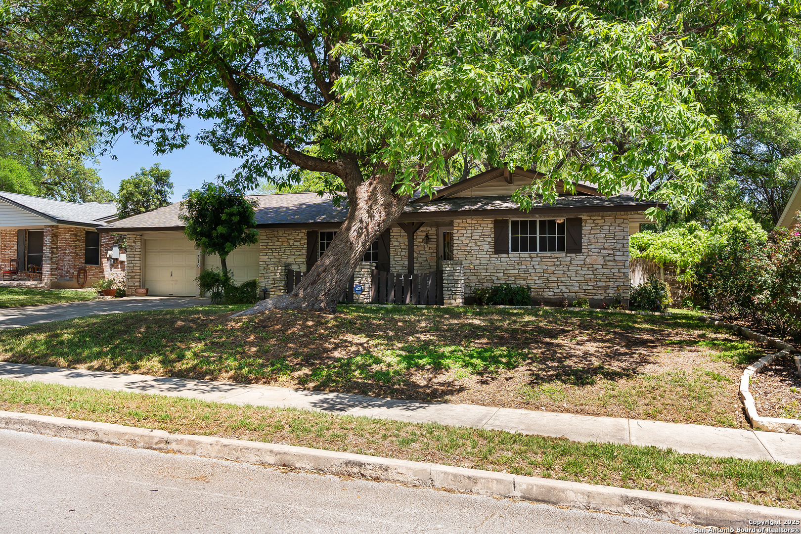 310 Quivira