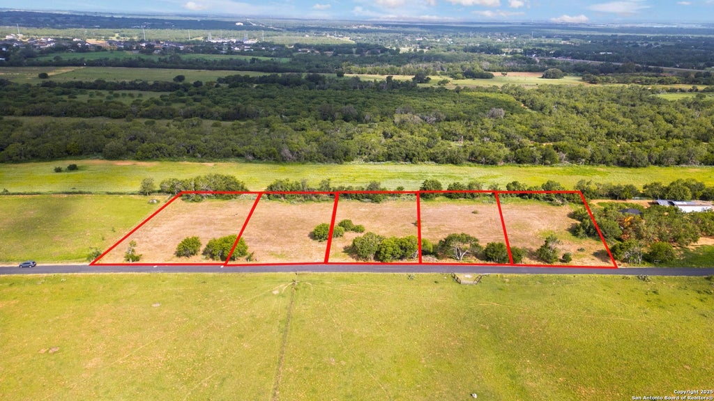 Photo of 21133 TOUDOUZE RD., San Antonio, TX 78264 (MLS # 1873640)