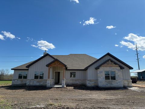 313 FARMHOUSE DRIVE Marion TX 78124