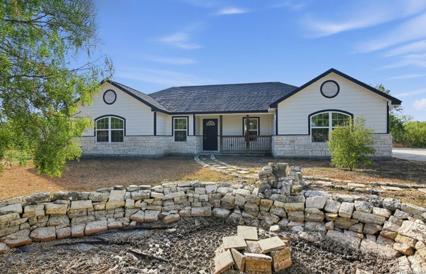 5769 GRAND LAKE CIR, ROBSTOWN, TX 78380 - Image 0b4e7e7b787e6aef904e246813b46947/114416660