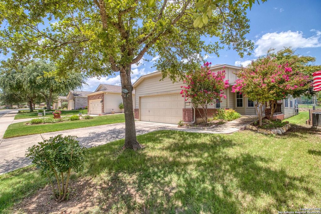 Photo of 12747 Pronghorn Oak, San Antonio, TX 78253 (MLS # 1916668)