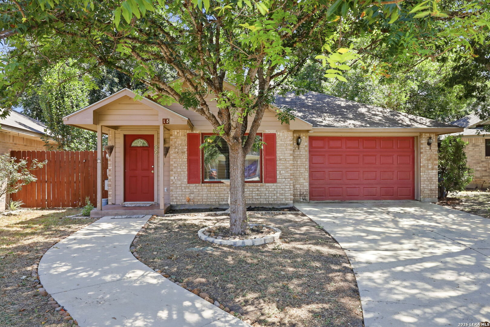 15 SHADOW CIR