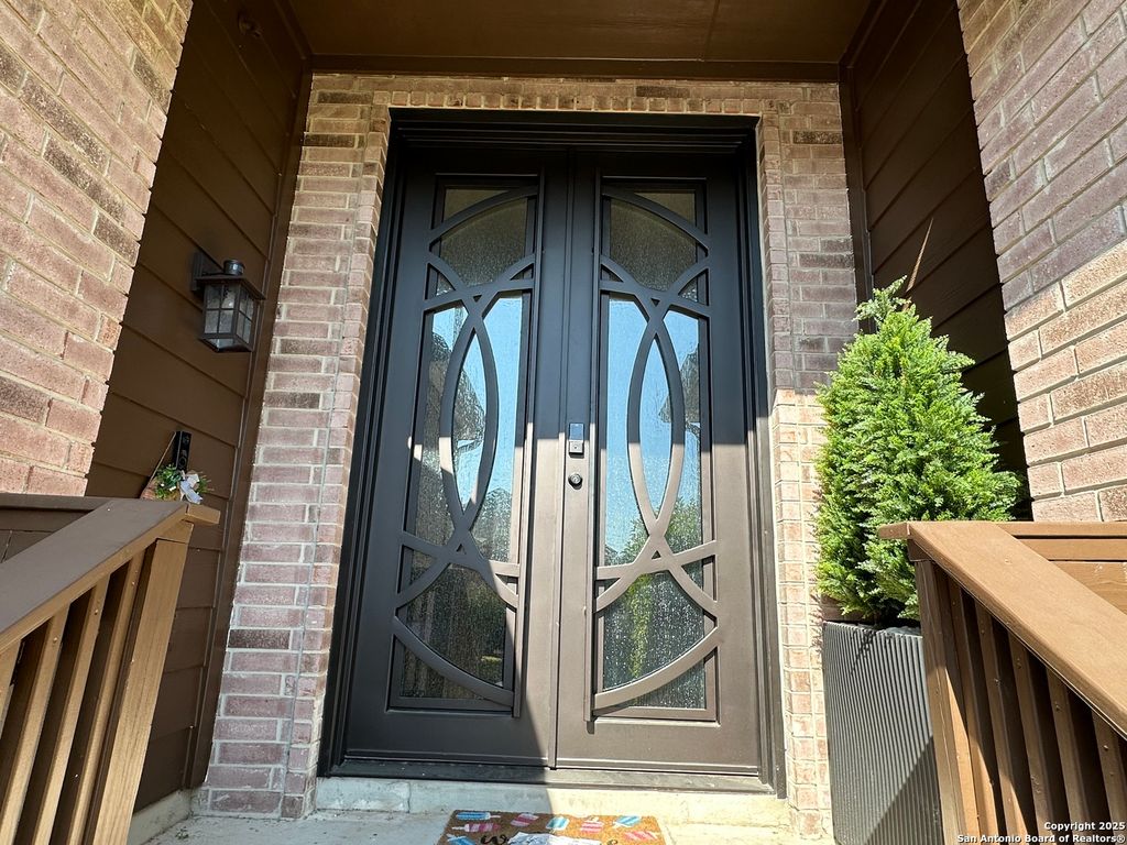 Photo of 7931 Sierra Seco, San Antonio, TX 78240 (MLS # 1923337)