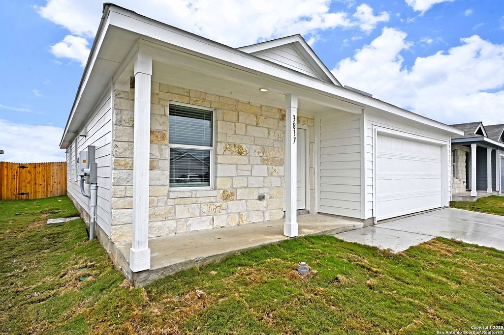 Photo of 3817 Low Tide, Seguin, TX 78155 (MLS # 1926671)