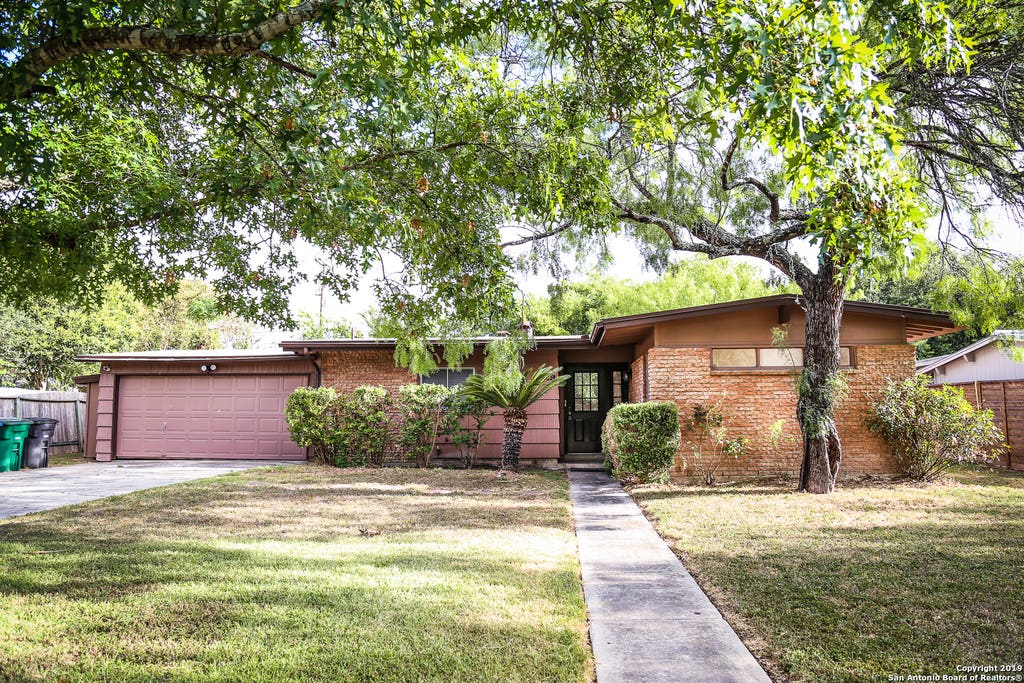 Photo of 2819 BENT BOW DR, San Antonio, TX 78209 (MLS # 2006951)