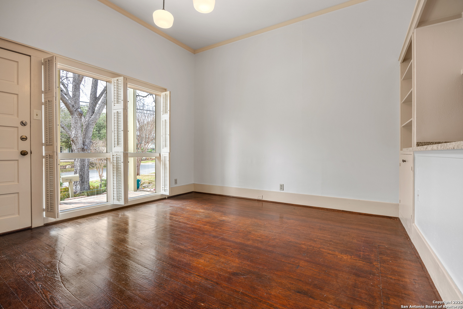 636 Patterson Ave B