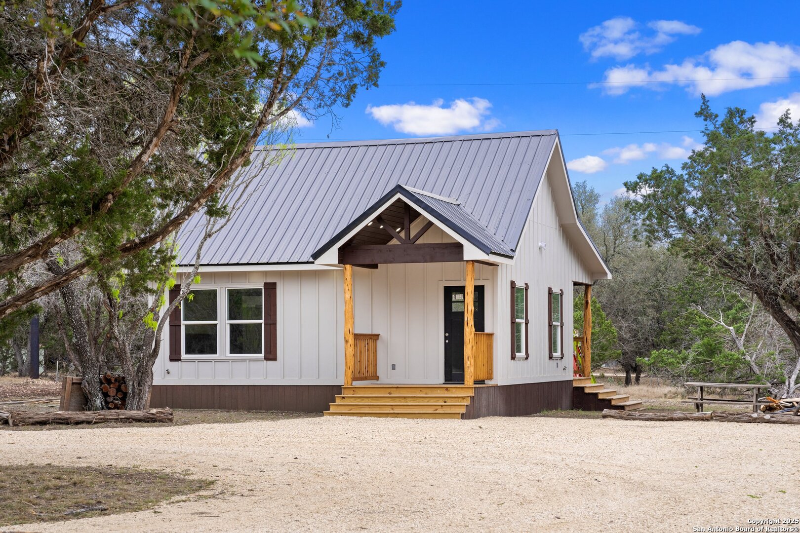 Listing image 6