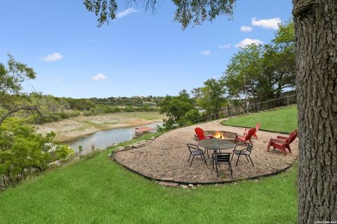25420 COVE DR SPICEWOOD TX 78669