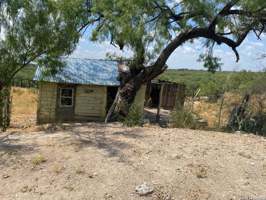 771 COMMERCIAL ST, EAGLE PASS, TX 78852 - Image 0ba3d1ab3f17e0bf091c31ba41d0ea7b/3207944509