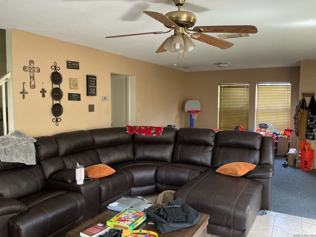 Photo of 9939 Kelton Dr, San Antonio, TX 78250 (MLS # 1993622)