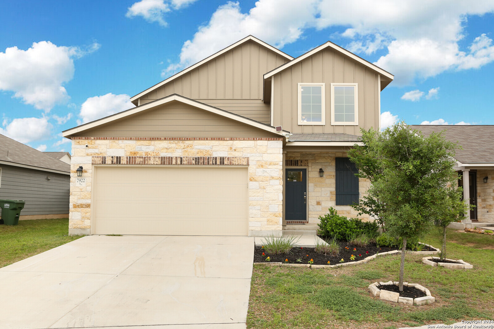 Photo 1 of 33 — 7922 Bearcat Field, San Antonio, TX 78253