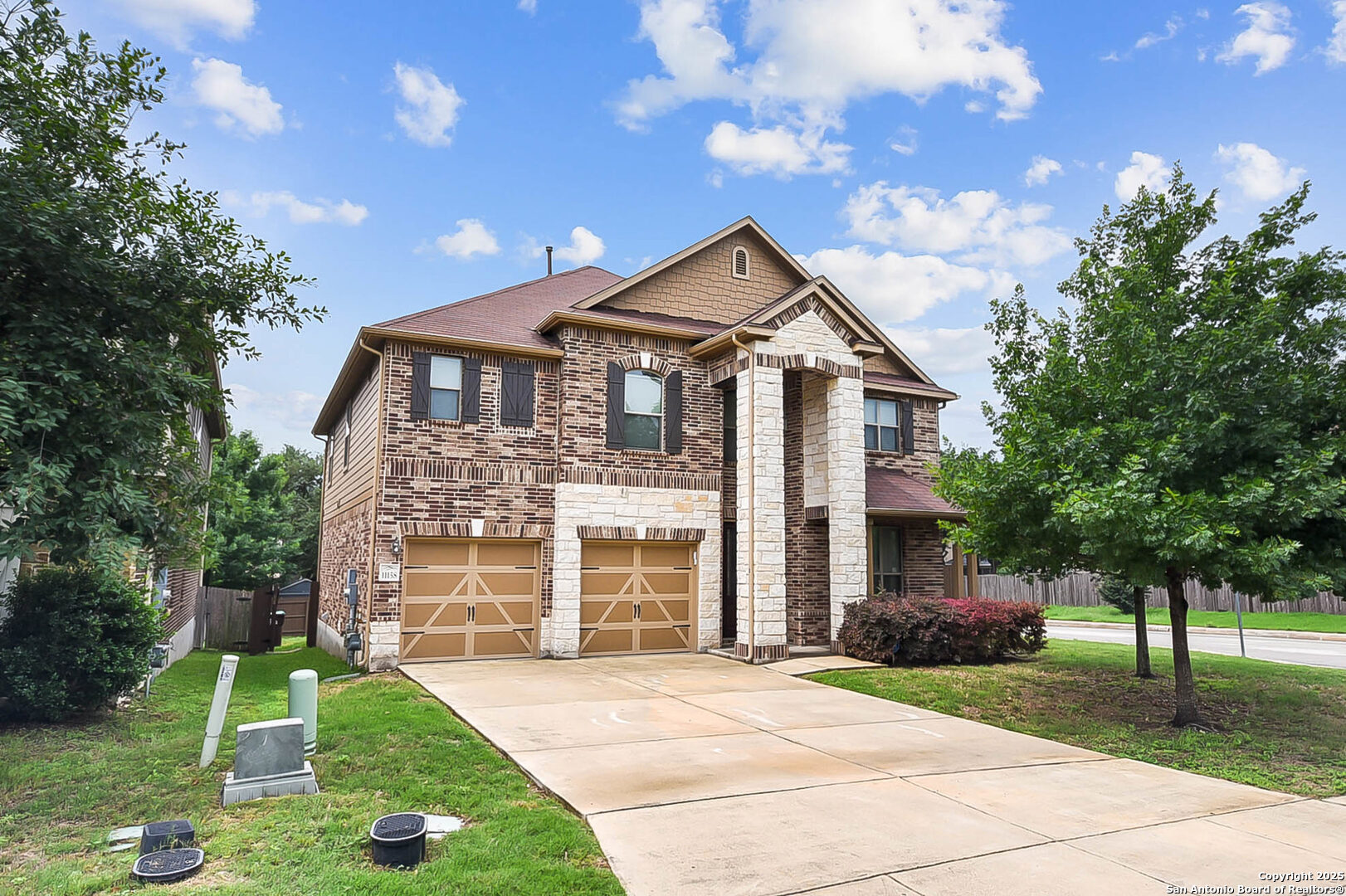 11158 Hill Top