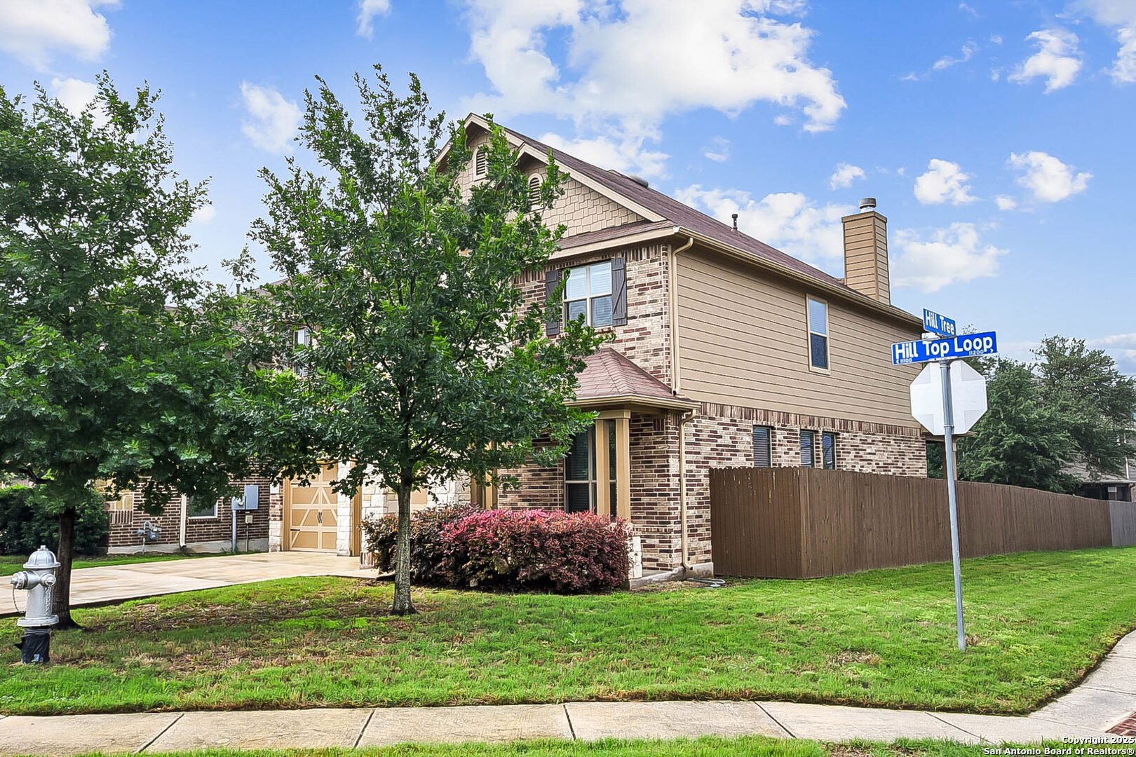 11158 Hill Top