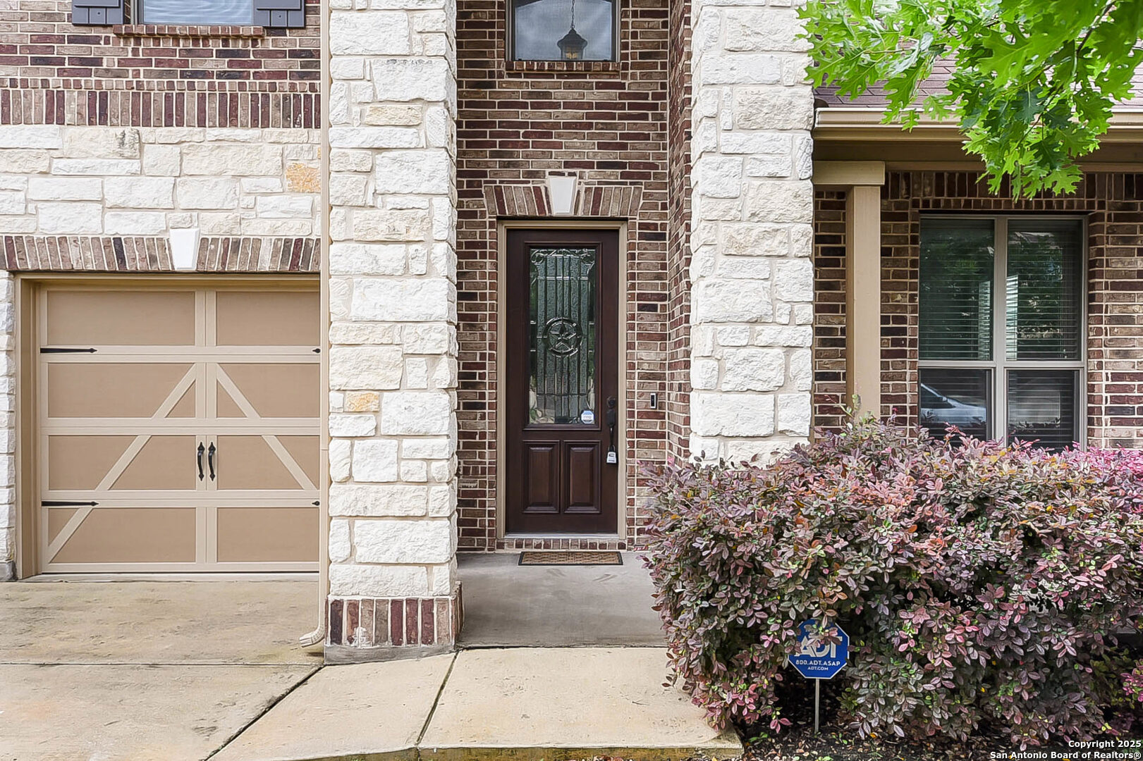 11158 Hill Top