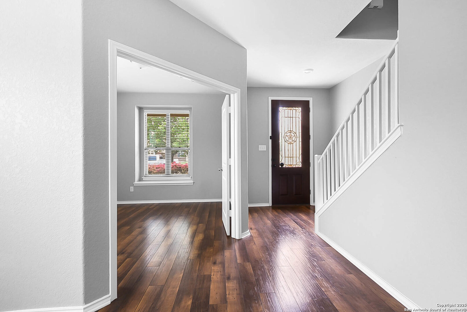 11158 Hill Top