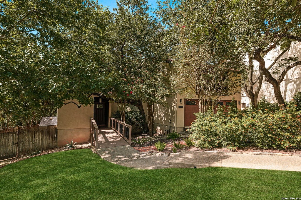 Photo of 12503 CHATEAU FOREST LN, San Antonio, TX 78230 (MLS # 2017532)