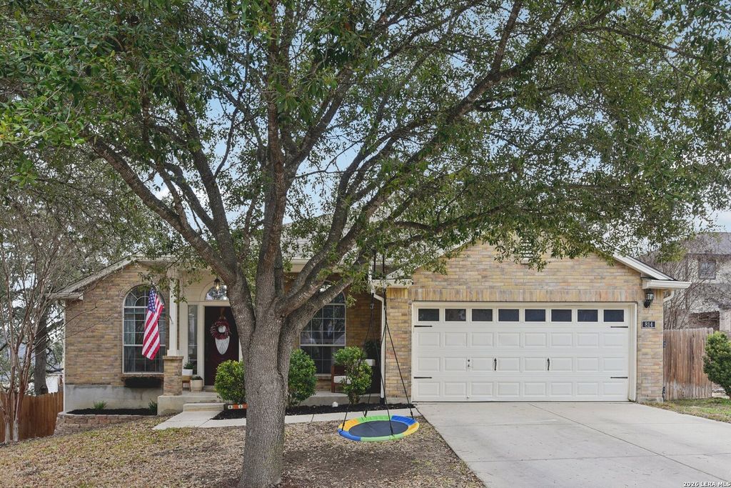 Photo of 814 Point Cove, San Antonio, TX 78253 (MLS # 1939329)