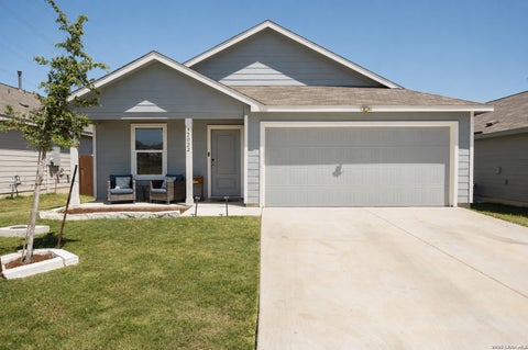Photo of 32022 SHRUBLAND DR, Bulverde, TX 78163 (MLS # 2009929)