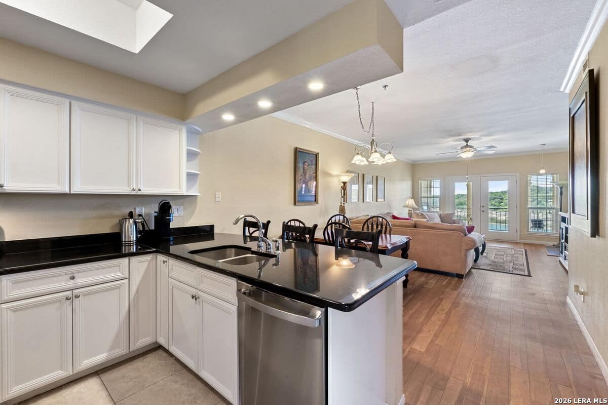 3404 American Drive 3203