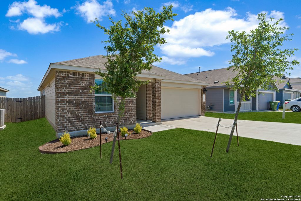 Photo of 13218 Thyme Way, St Hedwig, TX 78152 (MLS # 1858964)