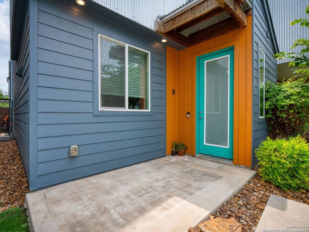 Photo of 330 Clay Unit #8, San Antonio, TX 78204 (MLS # 1848534)