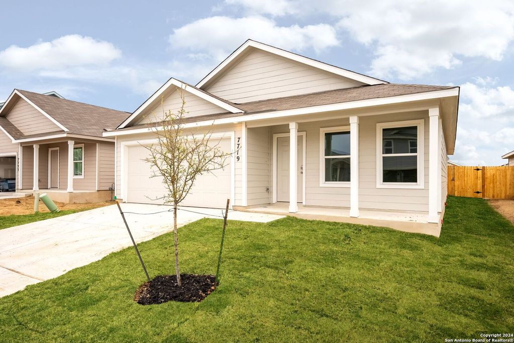 Photo of 7719 Yeti Park, San Antonio, TX 78227 (MLS # 1940052)