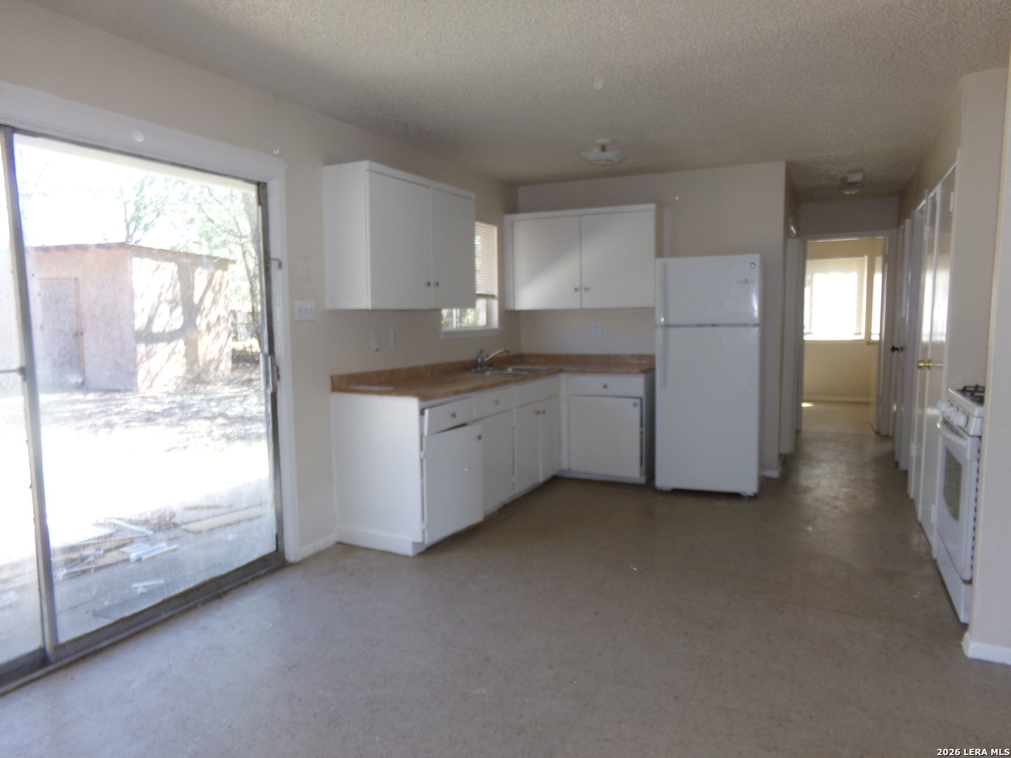 Search 151 Reefridge