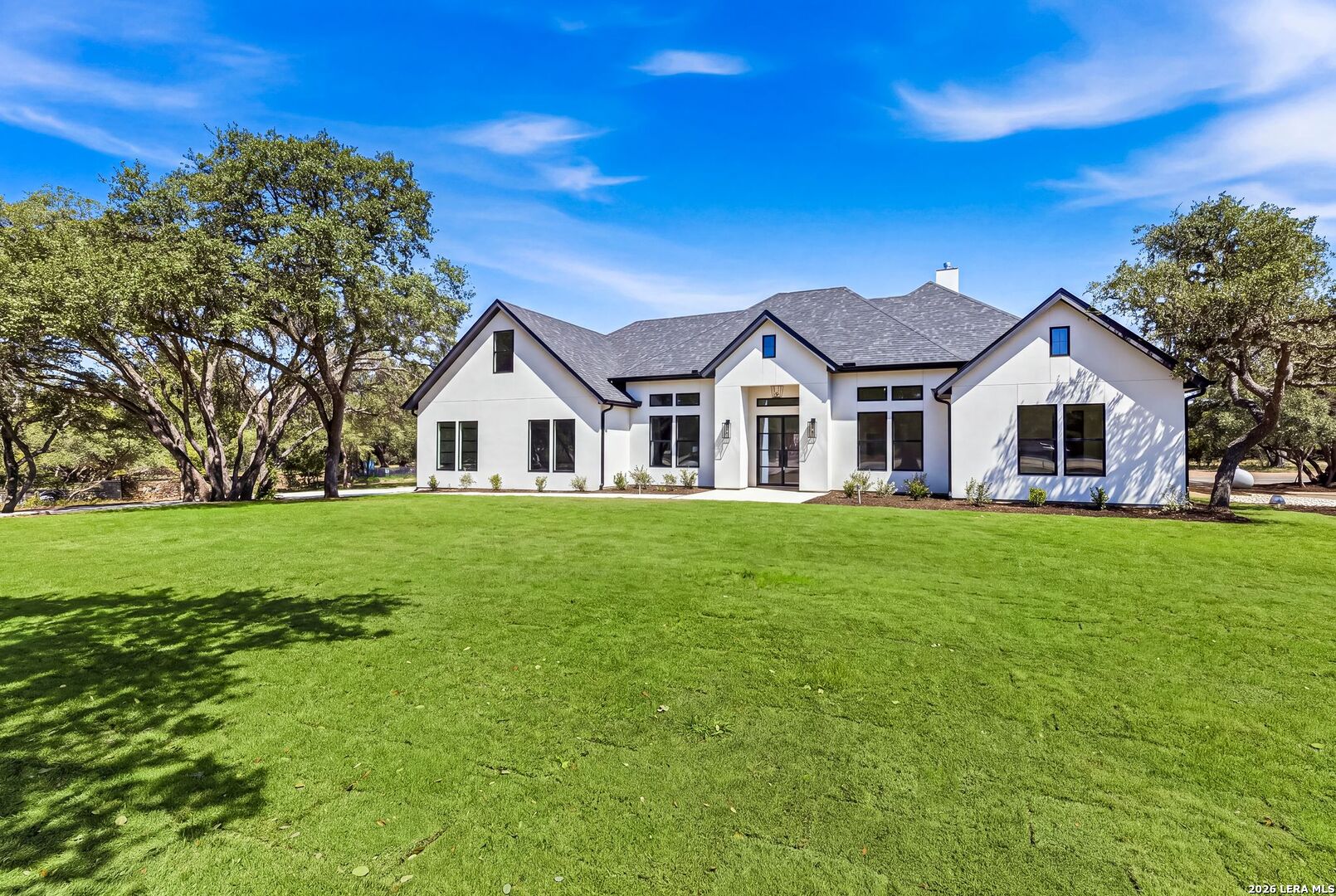 10005 Saxet Dr