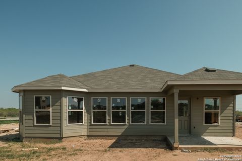 A home in Floresville