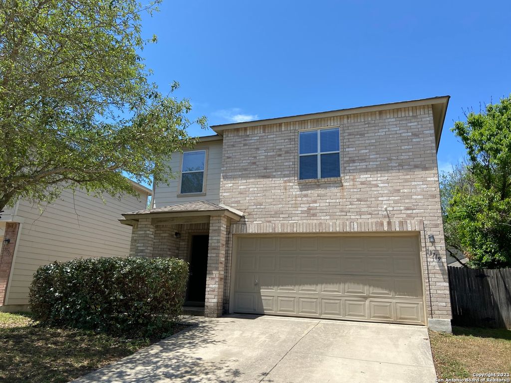 Photo of 13719 YORK WOODS, San Antonio, TX 78249 (MLS # 1954551)