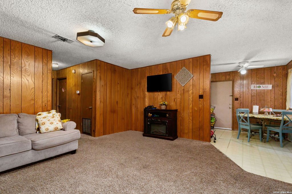 Photo of 218 Redbud, New Braunfels, TX 78130 (MLS # 1944715)