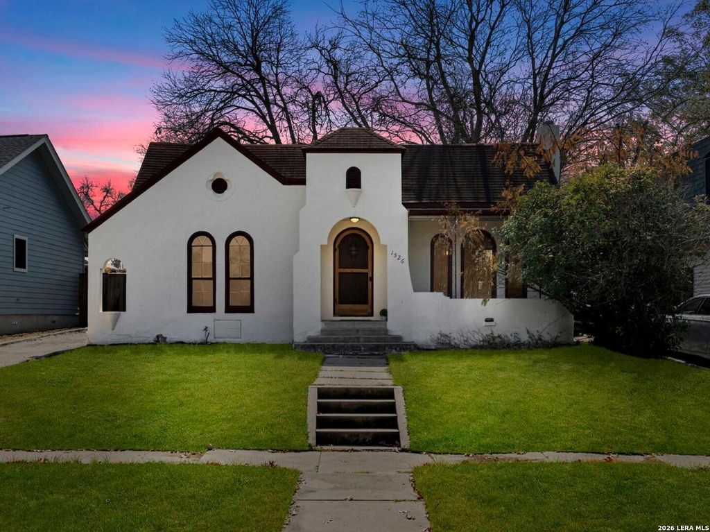 Photo of 1526 Schley, San Antonio, TX 78210 (MLS # 1941649)