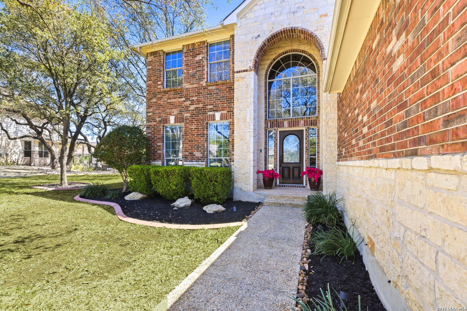 Search 2110 Cactus Circle