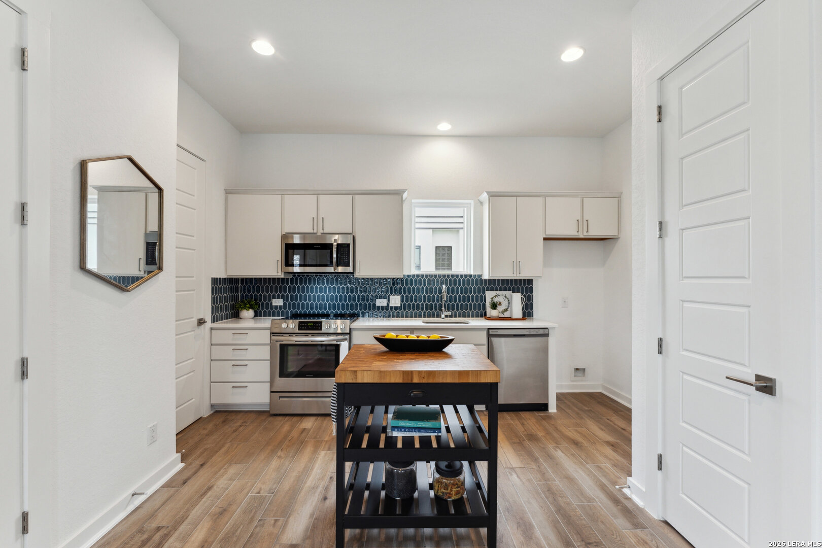 3214 N Elmendorf and 1735 Gramercy #201/301/302