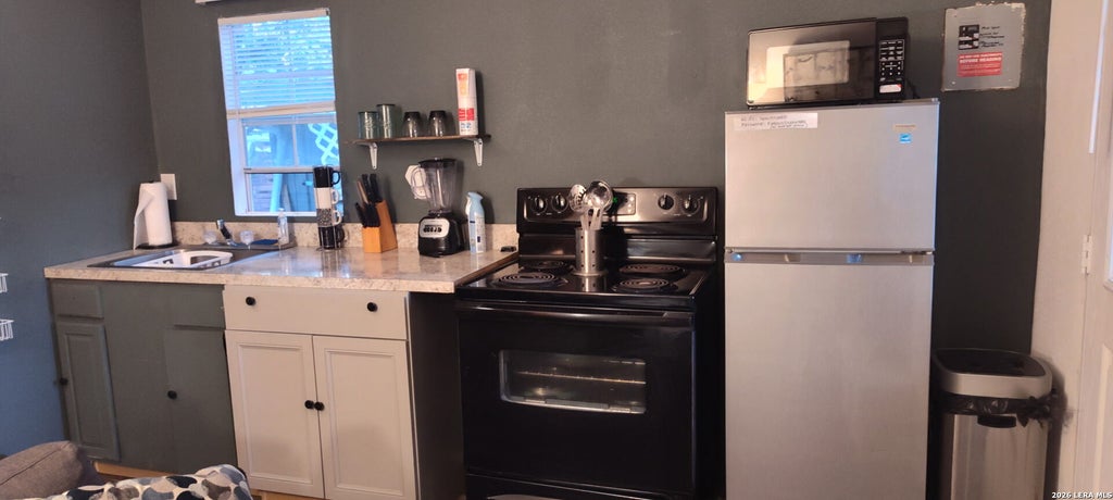 Photo of 1305 Vickers Ave, San Antonio, TX 78211 (MLS # 2018402)
