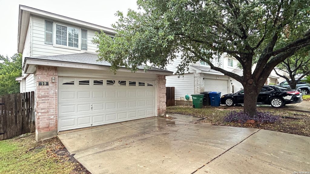 Photo of 19 COASTAL LN, San Antonio, TX 78240 (MLS # 2001332)