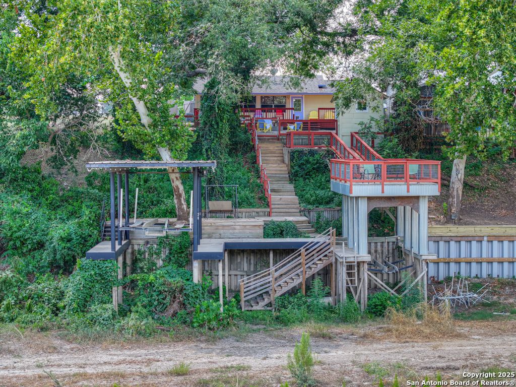 Photo of 1015 Reiley Rd, Seguin, TX 78155 (MLS # 1898163)