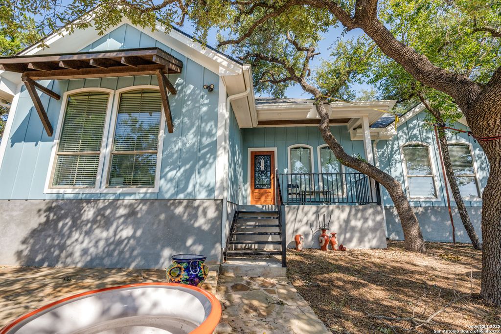 Photo of 1287 Rotherman, Canyon Lake, TX 78133 (MLS # 1920137)