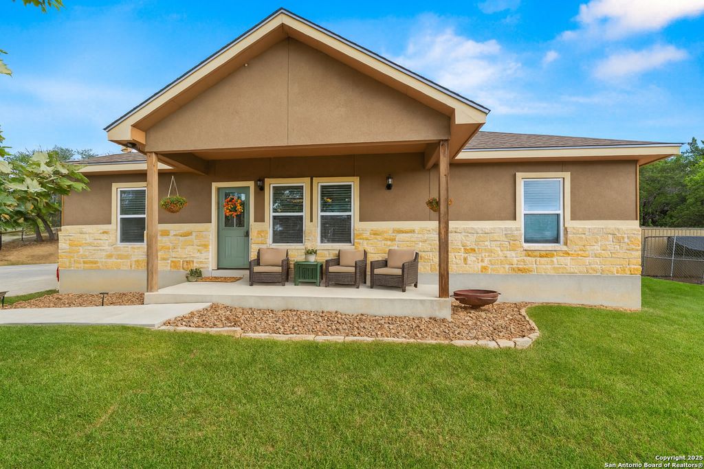 Photo of 220 Cody, Canyon Lake, TX 78133 (MLS # 1924643)
