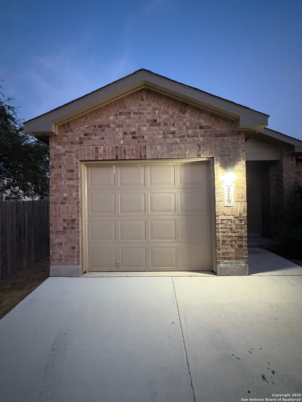 Photo of 819 Cozumel Emerald, San Antonio, TX 78253 (MLS # 1898562)