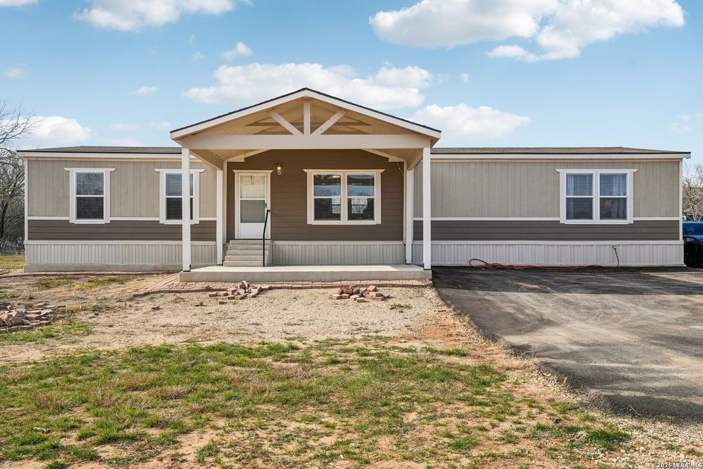 Photo of 4045 Jakes Colony, Seguin, TX 78155 (MLS # 1936272)