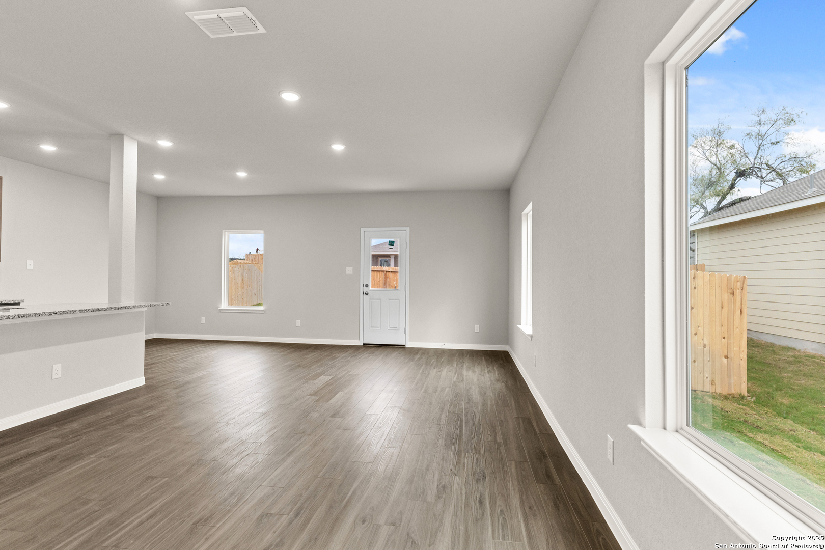 10314 Eve Gardens
