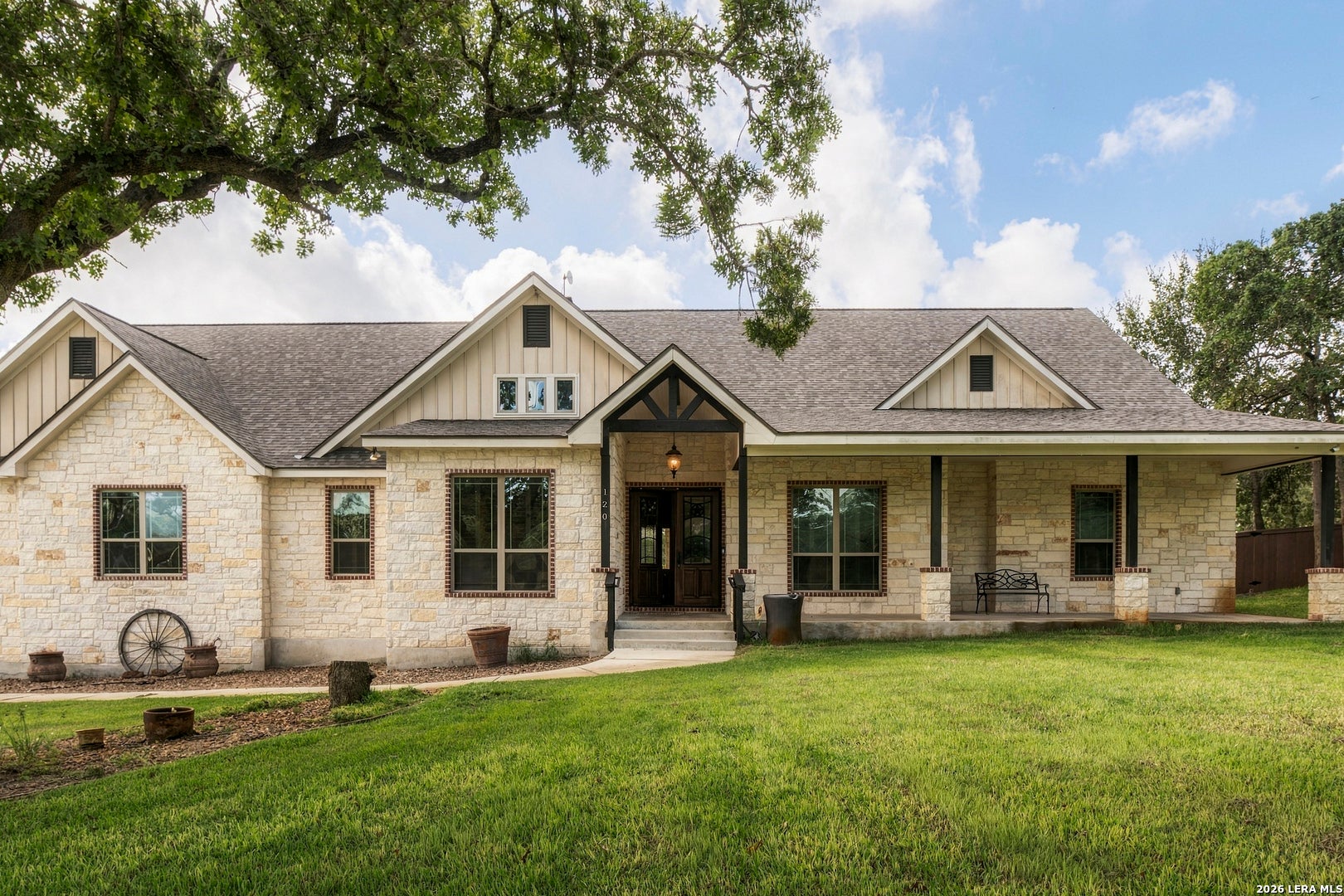120 HIDDEN FOREST DR