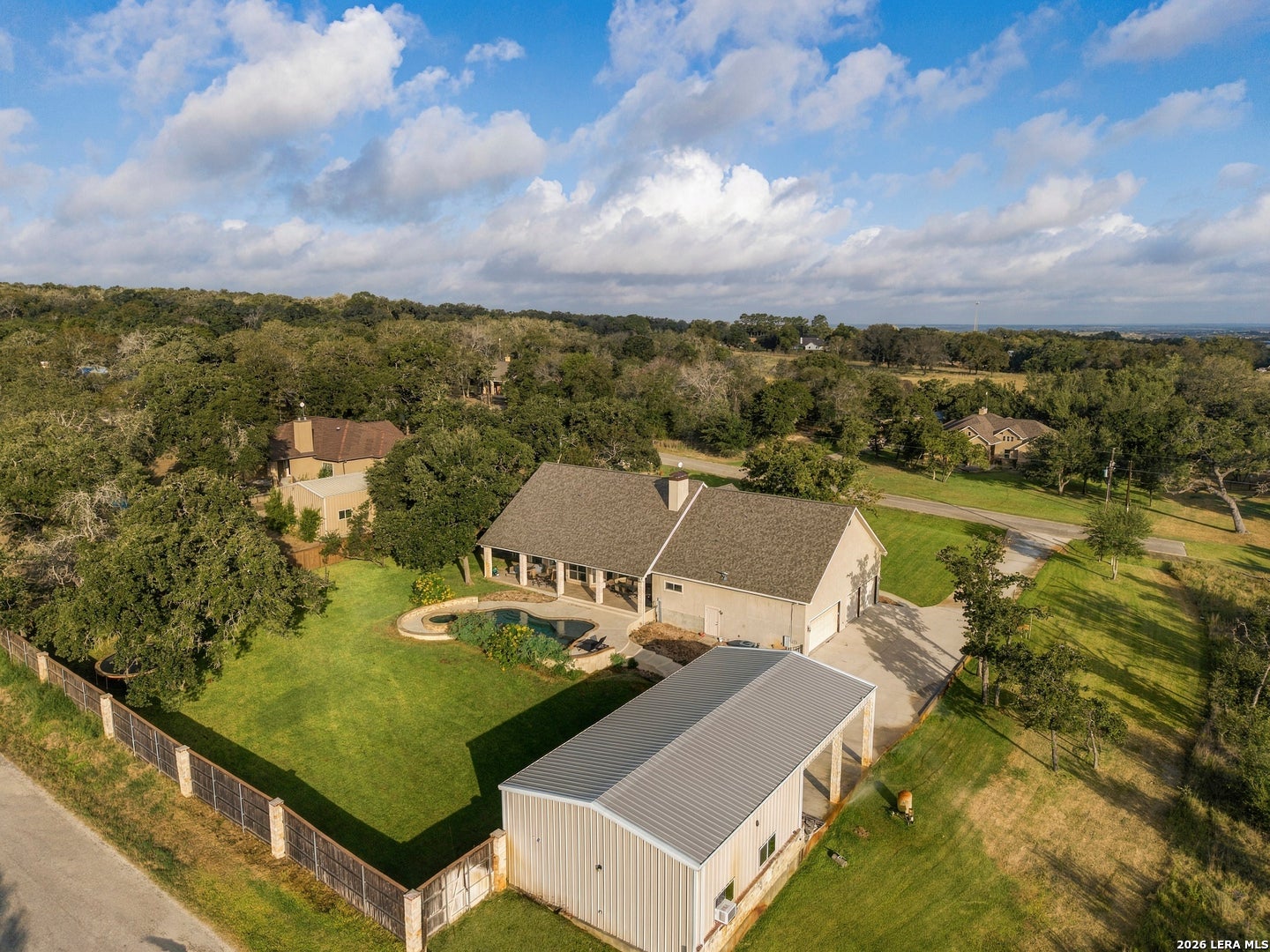 120 HIDDEN FOREST DR