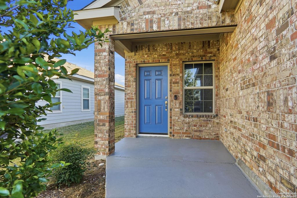 Photo of 143 Laurel Grace, New Braunfels, TX 78130 (MLS # 1920425)
