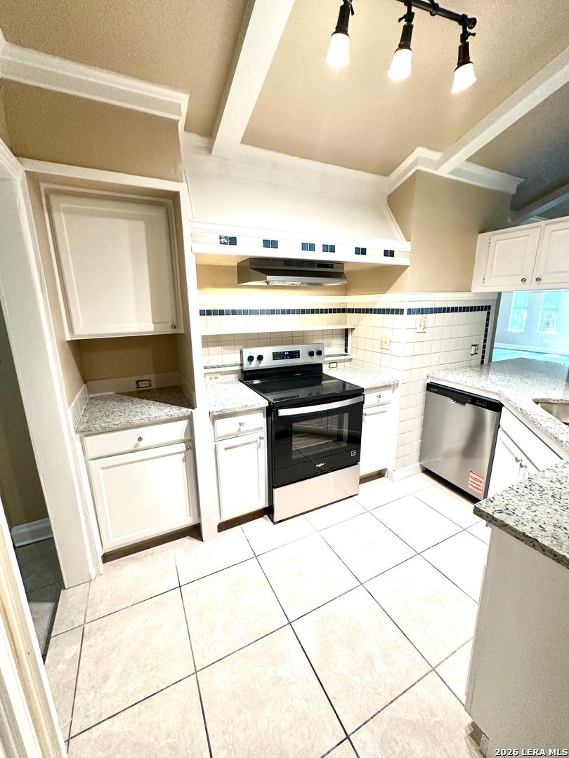 Photo of 7019 FOREST MOSS ST, San Antonio, TX 78240 (MLS # 2000626)