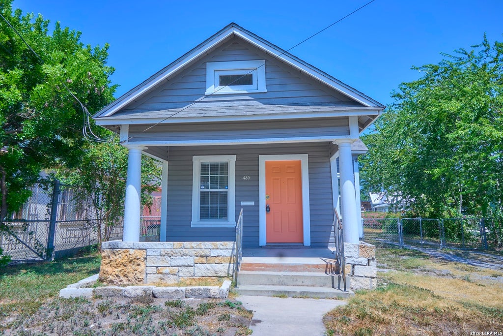 Photo of 439 E Mitchell St, San Antonio, TX 78210 (MLS # 2016856)