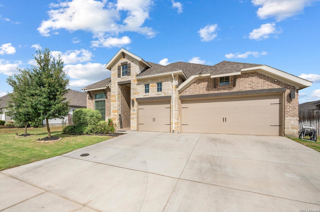 Photo of 3125 CREEK RIDGE ST, Seguin, TX 78155 (MLS # 2018208)